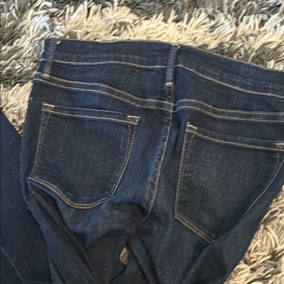 Frame Denim Blue Skinny Jeans with Sleek Silhouette - Picture 4 of 7